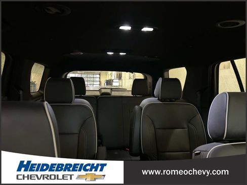 Certified 2023 Chevrolet Traverse Premier w/ LPO, Floor Liner Package image 32
