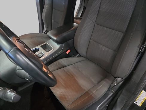 Used 2021 Jeep Grand Cherokee Laredo image 18