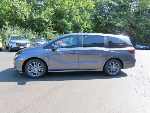 New 2026 Honda Odyssey Touring image 3