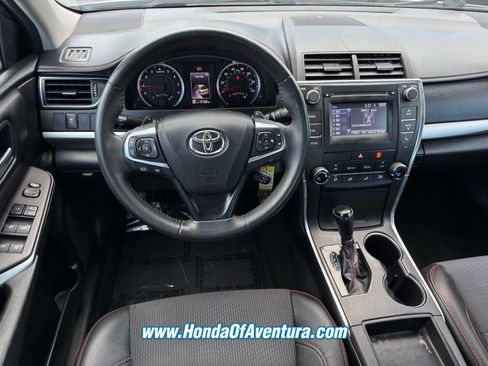 Used 2017 Toyota Camry SE FWD image 15