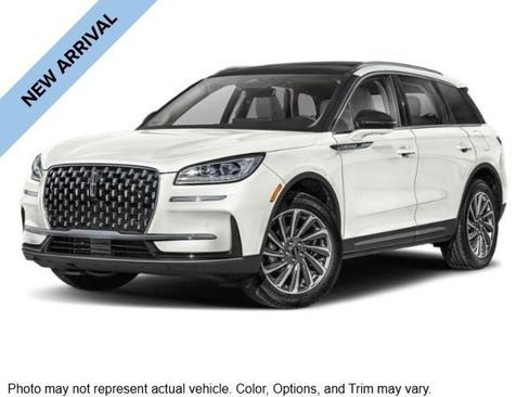 Used 2024 Lincoln Corsair Reserve w/ Equipment Group 201A AWD/4WD image 1