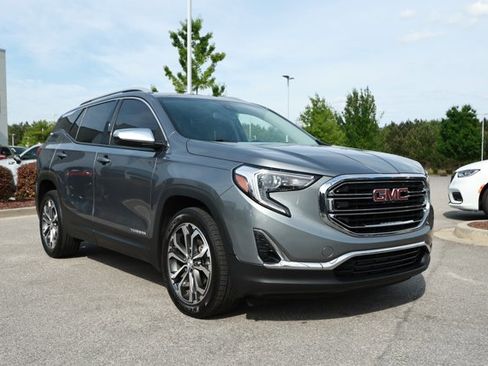 Used 2021 GMC Terrain SLT w/ LPO, Bright Accent Package FWD image 4