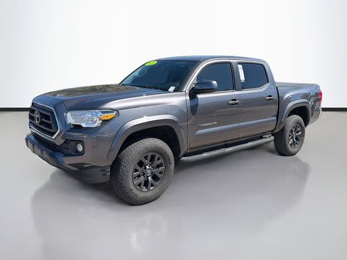 Used 2021 Toyota Tacoma SR5 w/ SR5 Appearance Package (SM) image 7