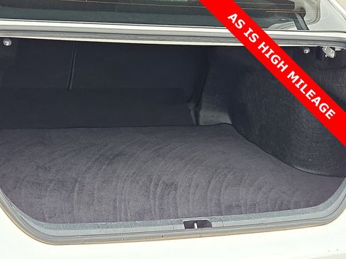 Used 2023 Toyota Camry LE w/ Convenience Package image 9