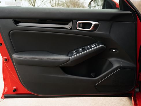 Certified 2023 Honda Civic Touring image 37