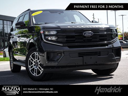 Used 2025 Ford Expedition Active AWD/4WD image 1