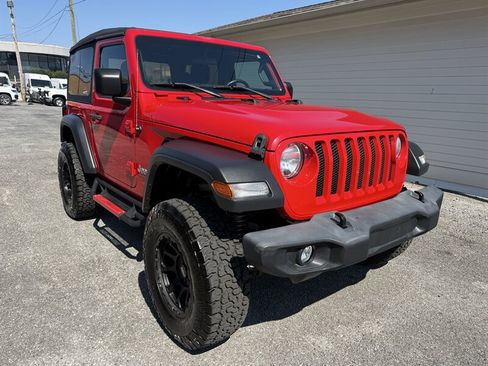 Used 2018 Jeep Wrangler Sport AWD/4WD image 31
