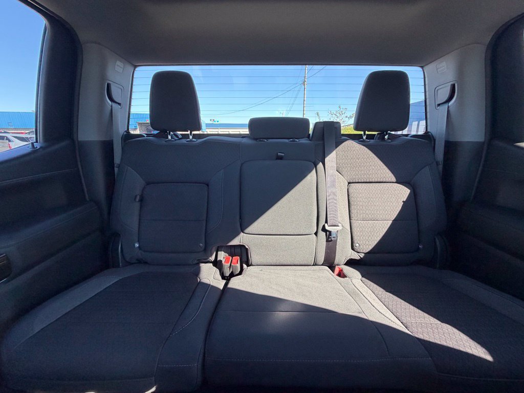 Used 2022 Chevrolet Silverado 1500 RST w/ Bed Protection Package AWD/4WD image 27