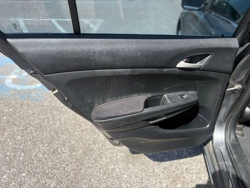 Used 2012 Honda Accord LX image 12