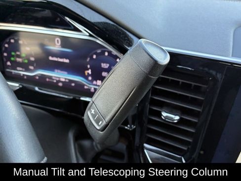 Used 2025 Chevrolet Silverado 2500 ZR2 w/ Technology Package image 22