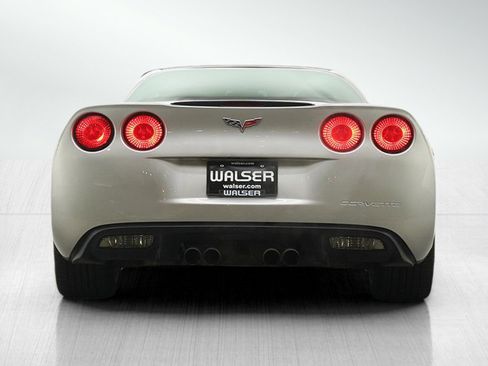 Used 2007 Chevrolet Corvette Coupe w/ Preferred Equipment Group image 4
