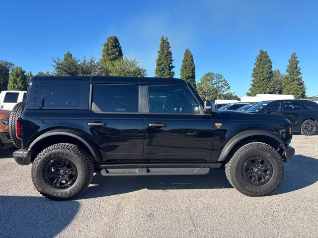Used 2025 Ford Bronco Badlands AWD/4WD image 4