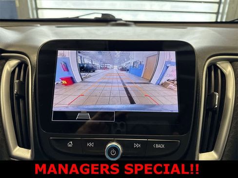 Used 2024 Chevrolet Malibu LT image 25