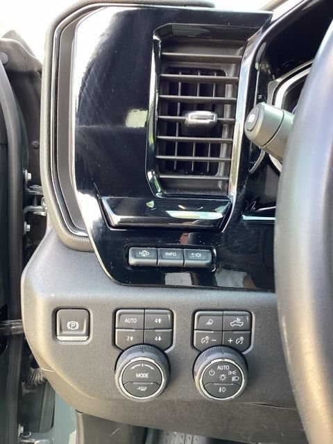 Used 2026 Chevrolet Silverado 2500 ZR2 w/ LPO, Dark Essentials Package AWD/4WD image 12