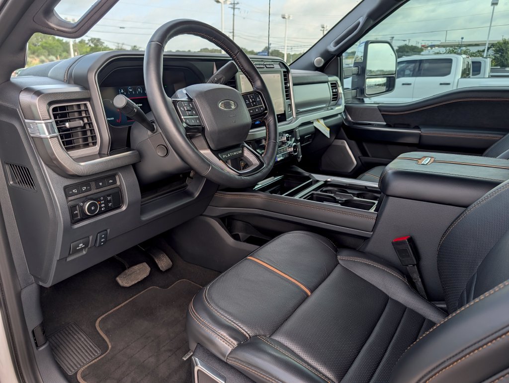 Certified 2024 Ford F250 Platinum AWD/4WD image 22