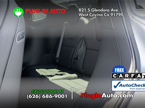 Used 2024 Tesla Model X image 12