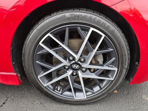 Used 2019 Hyundai Elantra Sport w/ Cargo Package image 9