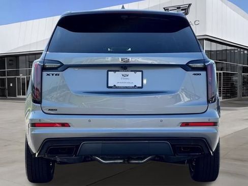 Used 2024 Cadillac XT6 Sport w/ LPO, Onyx Lite Package AWD/4WD image 11