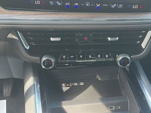 New 2026 Chevrolet Tahoe High Country RWD image 21