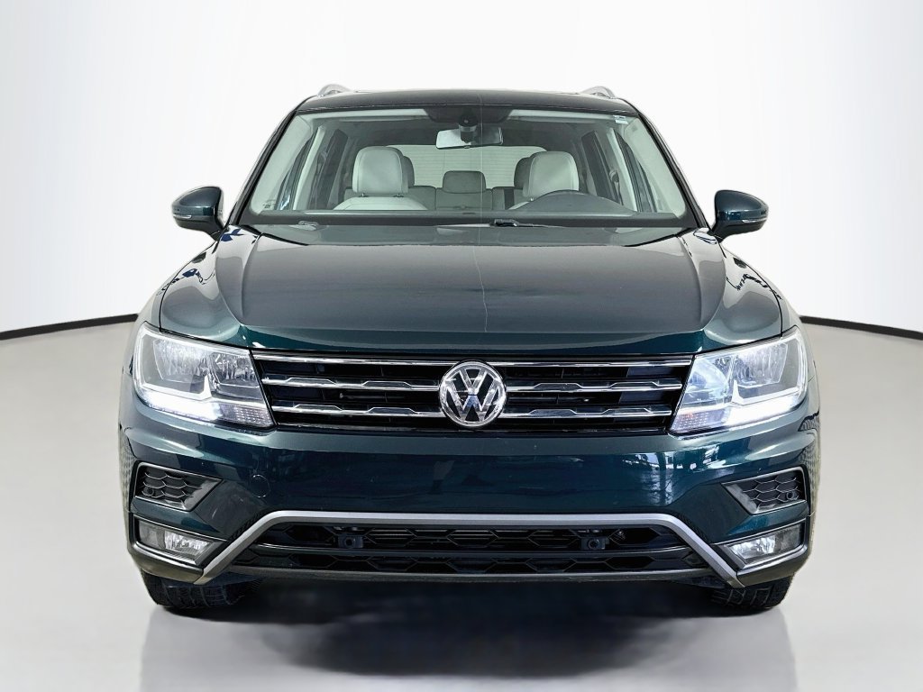 Used 2019 Volkswagen Tiguan SEL FWD image 2