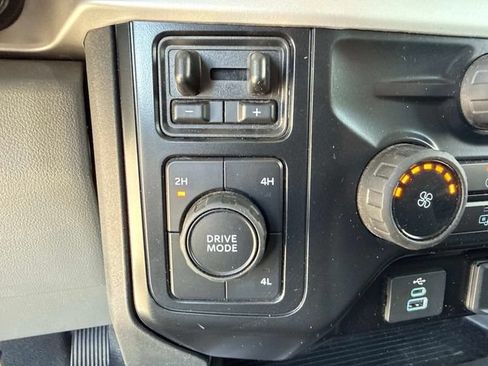 Used 2025 Ford F450 XLT AWD/4WD image 30