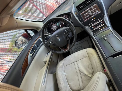 Used 2014 Lincoln MKZ w/ Equipment Group 102A Reserve FWD image 11