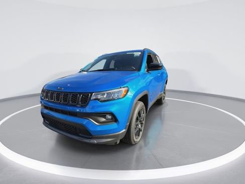 New 2026 Jeep Compass Latitude image 3