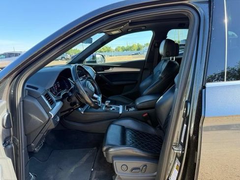 Used 2018 Audi SQ5 Premium Plus w/ S Sport Package AWD/4WD image 12