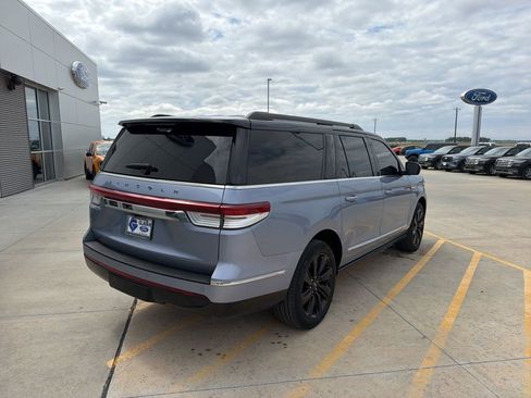Used 2023 Lincoln Navigator L Black Label AWD/4WD image 7