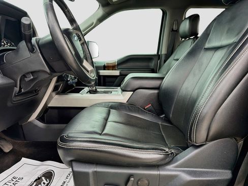 Used 2020 Ford F150 Lariat w/ Trailer Tow Package AWD/4WD image 25