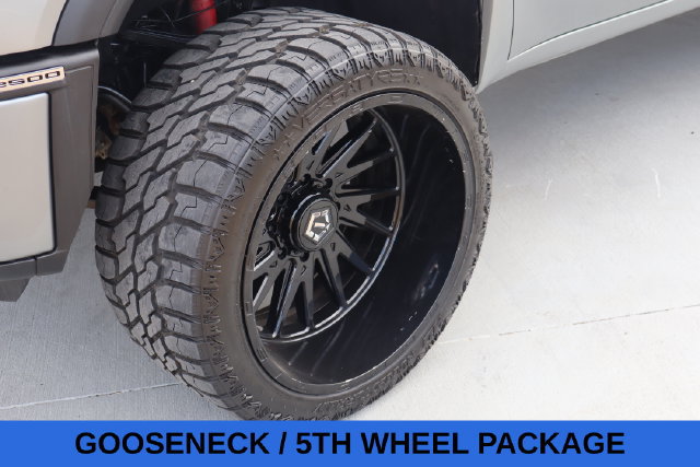 Used 2024 GMC Sierra 2500 Denali w/ Max Trailering Package AWD/4WD image 2