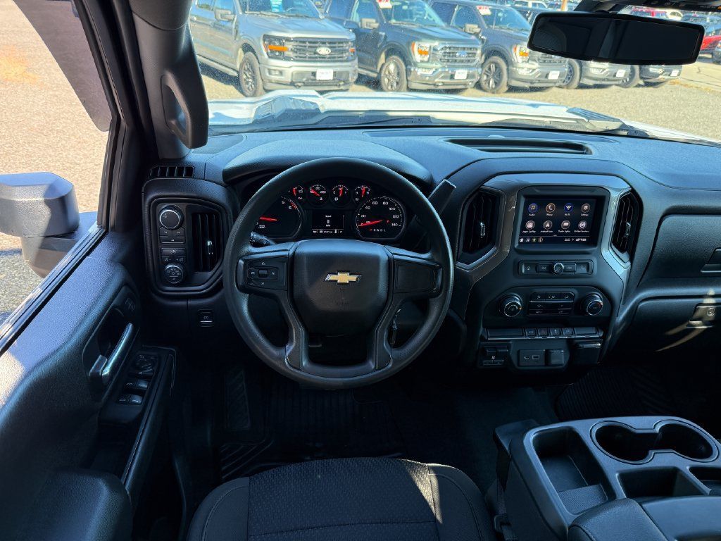 Used 2023 Chevrolet Silverado 2500 Custom w/ Custom Value Package AWD/4WD image 7