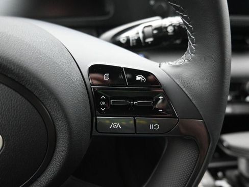 New 2026 Hyundai Elantra Sport FWD image 20