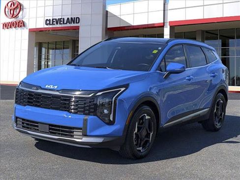 Used 2026 Kia Sportage EX w/ EX Panorama Roof Package FWD image 4