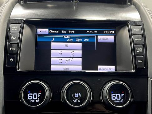 Used 2014 Jaguar F-TYPE S RWD image 23