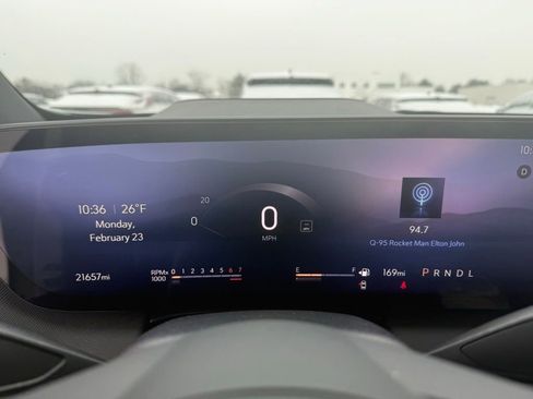 Used 2025 Buick Enclave Preferred image 24