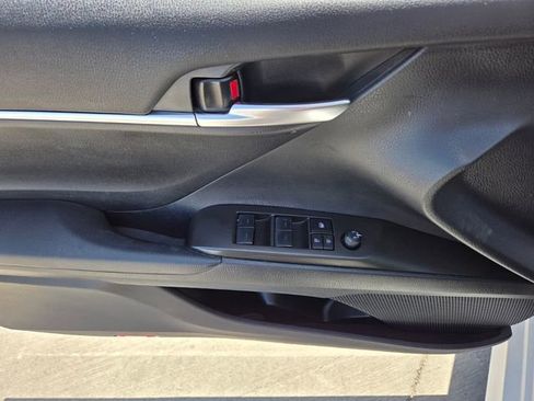 Used 2024 Toyota Camry LE FWD image 17