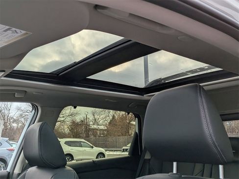 New 2026 Nissan Rogue Platinum w/ Platinum Premium Package image 13