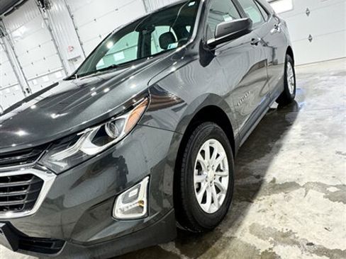 Used 2021 Chevrolet Equinox LS image 5