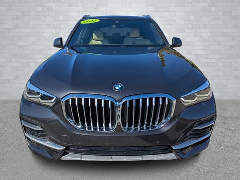 Used 2022 BMW X5 xDrive40i w/ Premium Package image 3