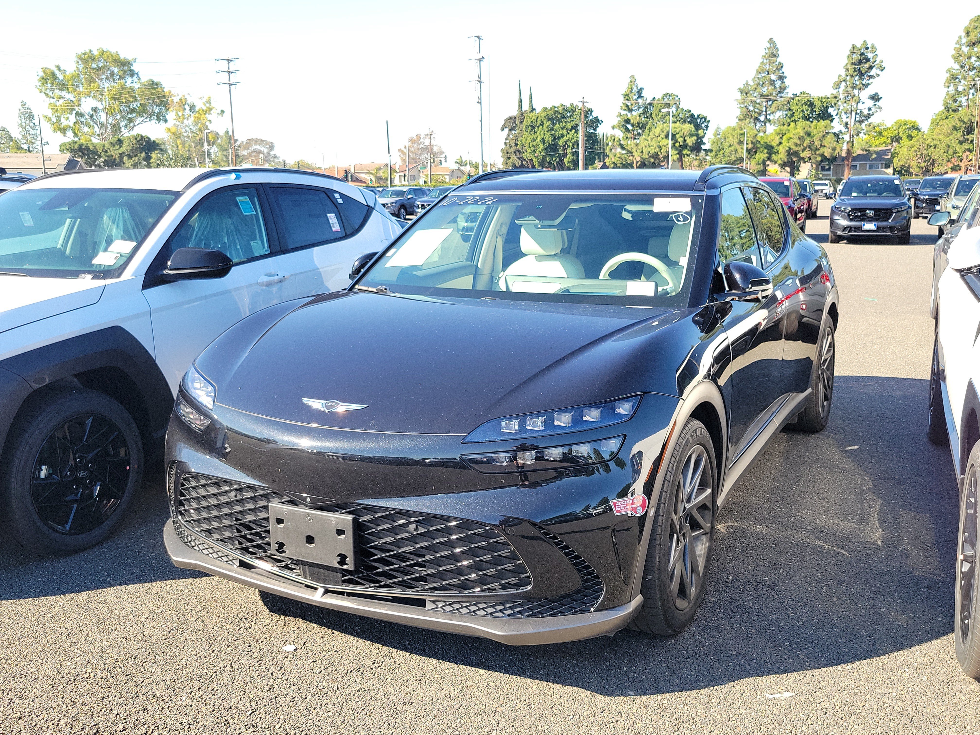 Certified 2023 Genesis GV60 Advanced AWD/4WD image 1