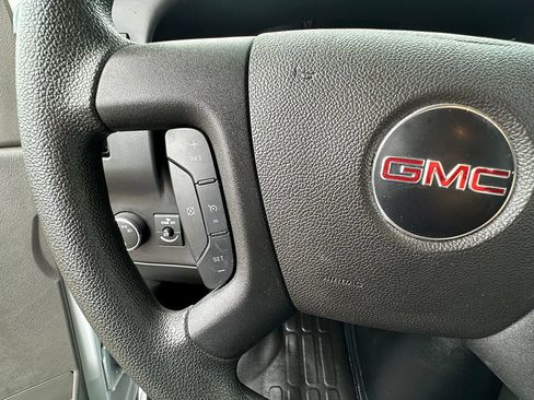 Used 2025 GMC Savana 2500 w/ Driver Convenience Package RWD image 35
