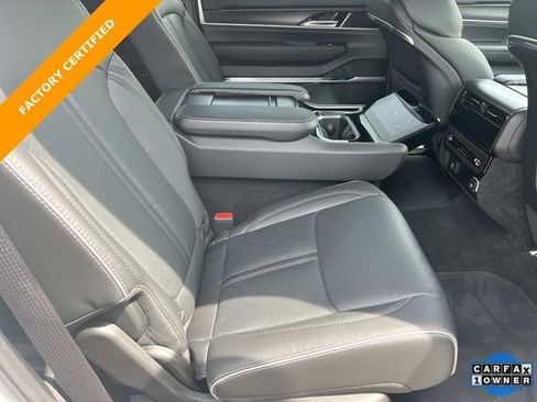 Used 2025 Jeep Grand Wagoneer L Series II Obsidian w/ Quick Order Packagew 28T AWD/4WD image 23