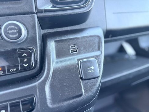 Used 2023 RAM ProMaster 2500 FWD image 32