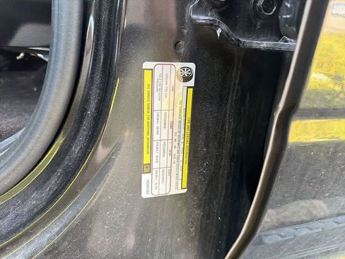 Used 2017 RAM 1500 Express w/ Black Ram 1500 Express Group image 16