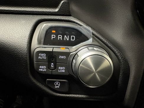 Used 2026 RAM 1500 Laramie AWD/4WD image 18