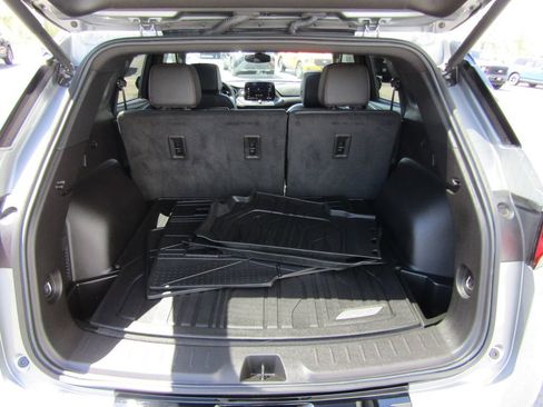 Used 2024 Chevrolet Blazer RS w/ Enhanced Convenience Package AWD/4WD image 22