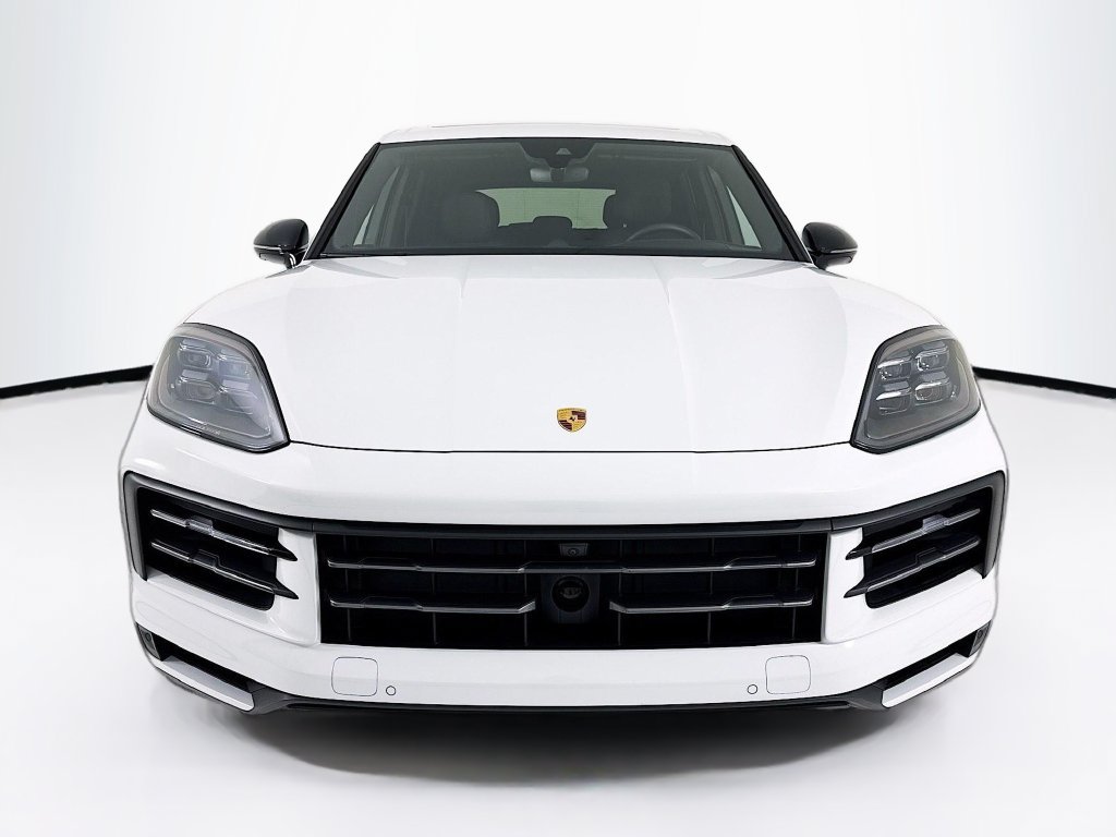 Certified 2025 Porsche Cayenne E-Hybrid AWD/4WD image 6