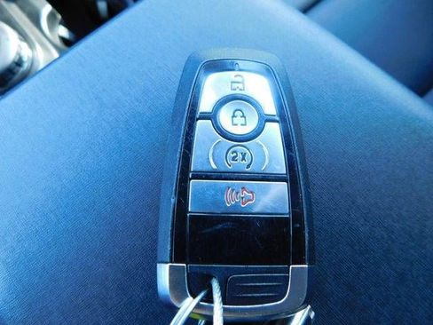 Used 2021 Ford Bronco Badlands image 52