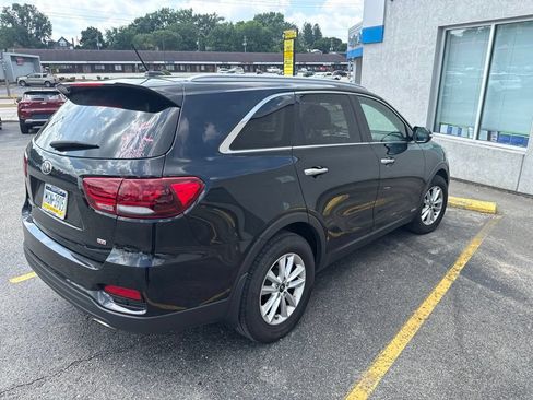 Used 2020 Kia Sorento LX w/ LX I4 Convenience Package AWD/4WD image 2